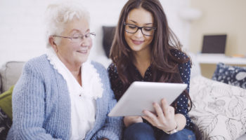Why Retirement and Senior Living Communities Should Provide WiFi to Their Residents